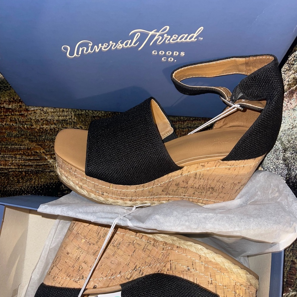 Julianna heels memory foam. 
 ‼️TARGET BRAND‼️